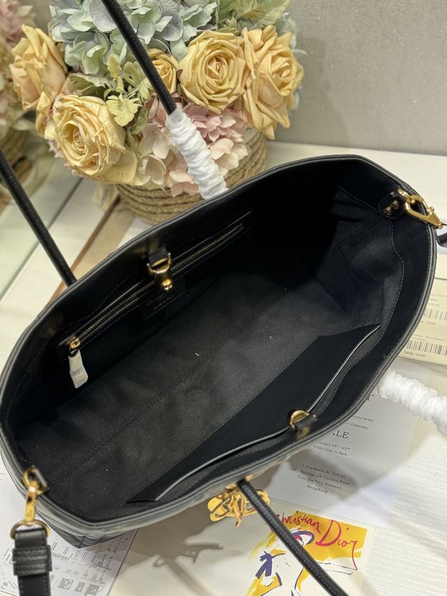 Dior original lambskin medium toujours tote bag M1166 black