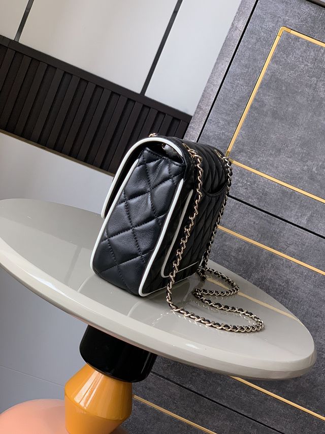 CC original lambskin flap bag AS5150 black