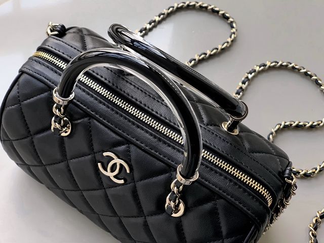 CC original lambskin clutch with chain AP4516 black