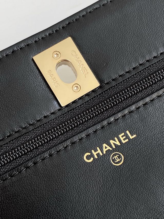 CC original lambskin wallet on chain AP4323 black
