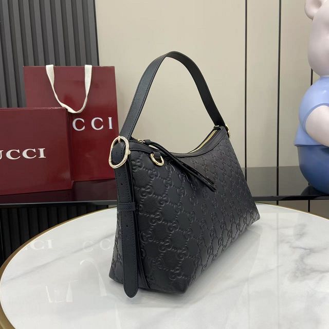 GG original calfskin emblem medium shoulder bag 847449 black