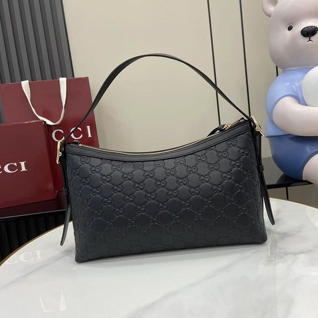 GG original calfskin emblem medium shoulder bag 847449 black