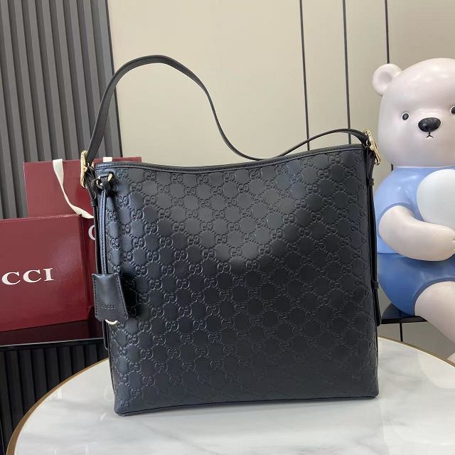 GG original calfskin emblem medium shoulder bag 847452 black