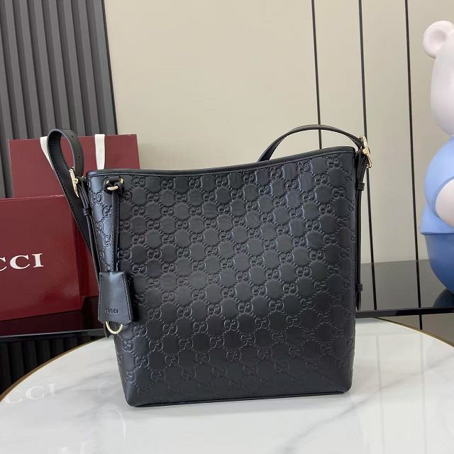 GG original calfskin emblem small shoulder bag 848881 black
