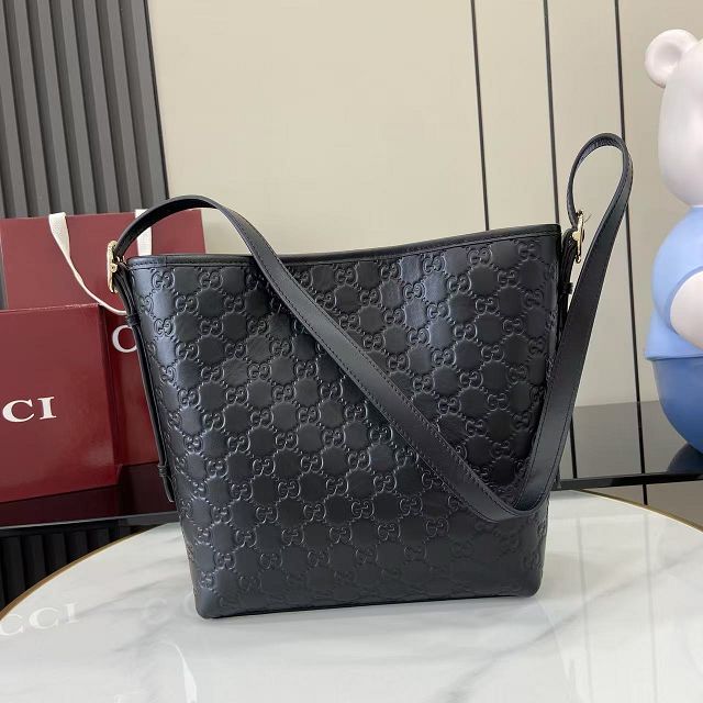 GG original calfskin emblem small shoulder bag 848881 black