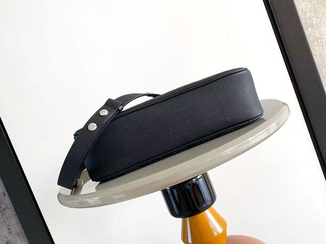 Louis vuitton original mahina calfskin all around MM M14618 black