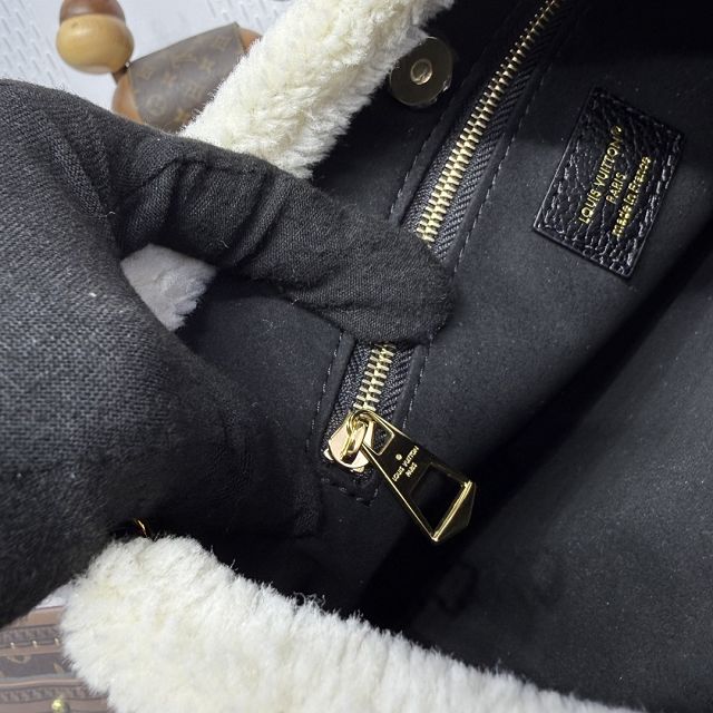 Louis vuitton original monogram canvas carryAll BB M26568