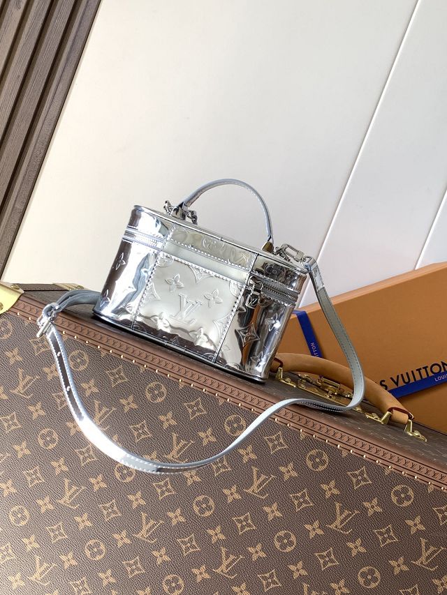 Louis vuitton original miroir canvas vanity chain pouch M26097 silver