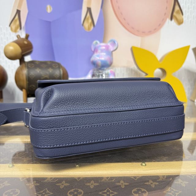 Louis vuitton original calfskin boarding messenger bag M15260 navy blue