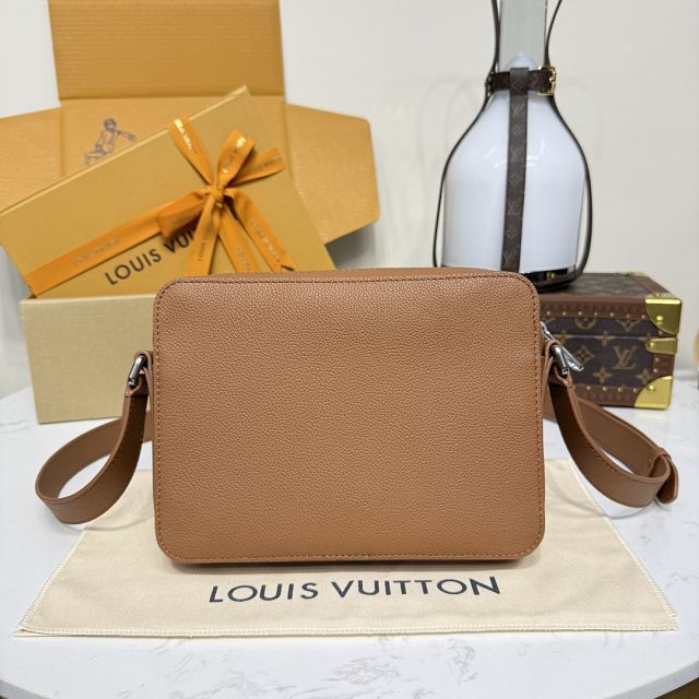 Louis vuitton original calfskin boarding messenger bag M25981 brown