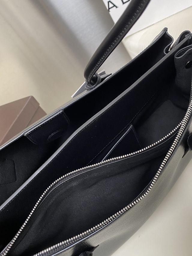 Alaia original calfskin teckel large tote bag AL0013 black