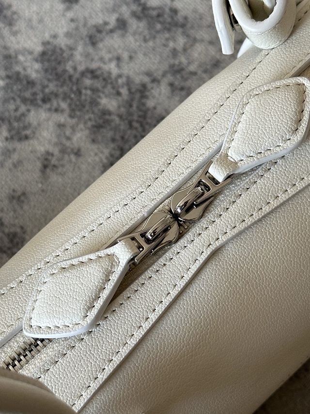 Alaia original lambskin le teckel small bag AL0023 ivory