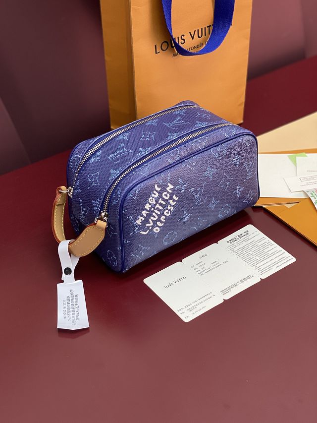 Louis vuitton original monogram canvas locker dopp kit M27158