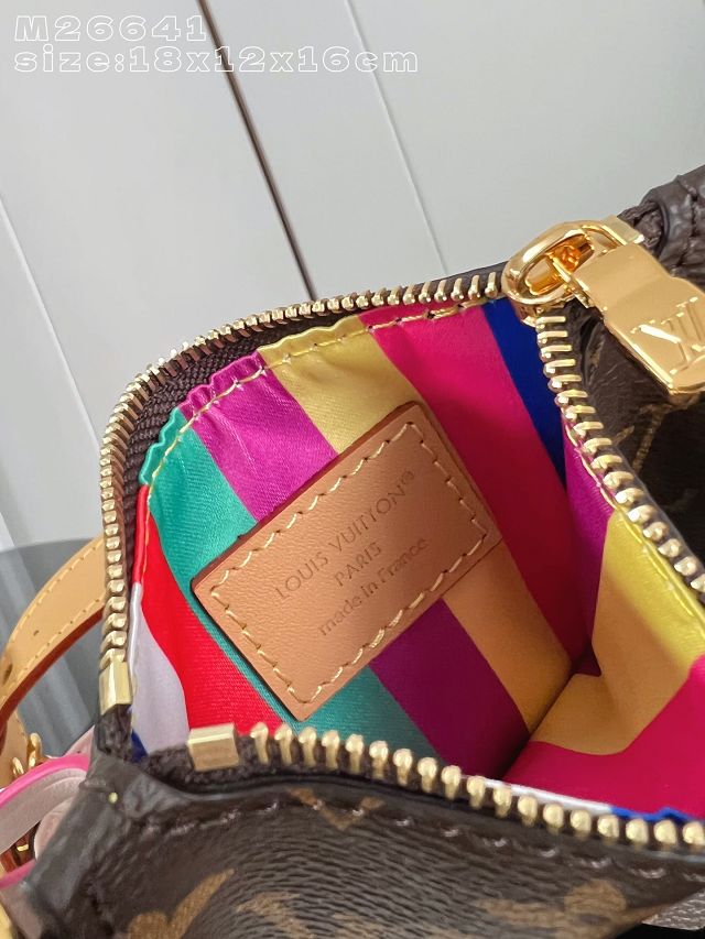 Louis vuitton original monogram canvas all in BB M26642