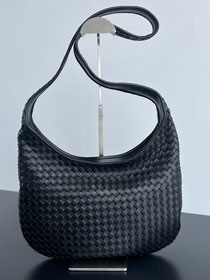 BV original lambskin large veneto cross-body bag 826877 black