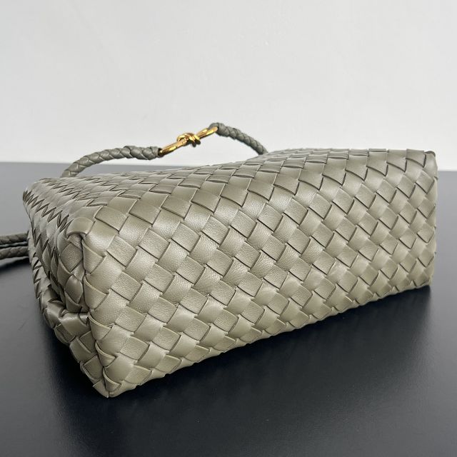 BV original lambskin small andiamo 743568 cypress