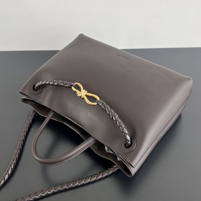 BV original calfskin medium andiamo bag 810214 fondant