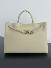 BV original calfskin medium andiamo bag 810214 sea salt