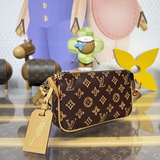 Louis vuitton original monogram canvas pochette accessoires M27718
