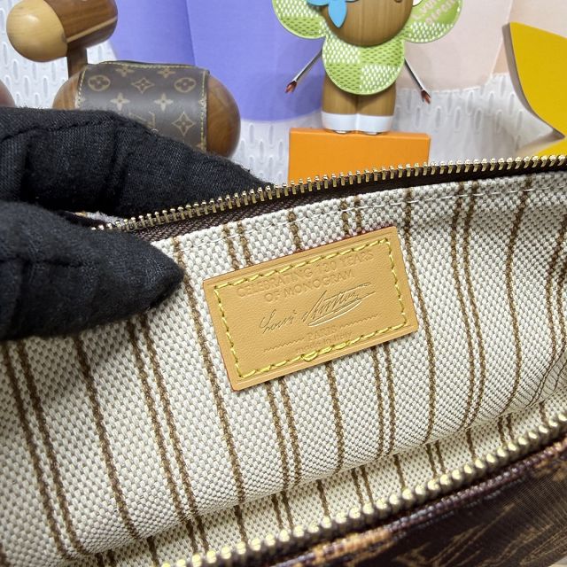 Louis vuitton original monogram canvas pochette accessoires M27718