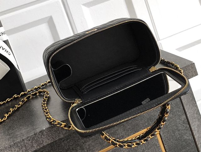 CC original grained calfskin vanity with chain AP5183 black