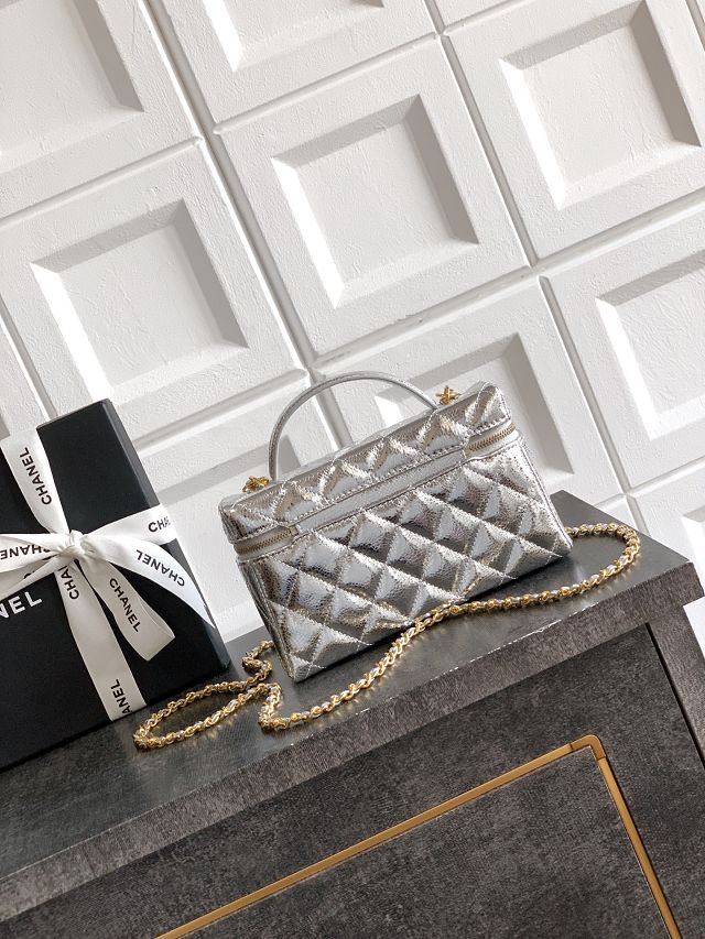 CC original shiny calfskin vanity with chain AP4385 silver