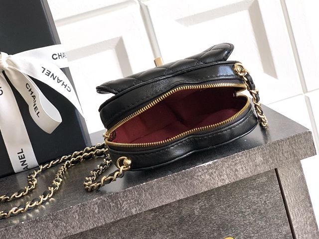 CC original lambskin clutch with chain AP2784