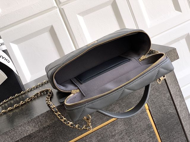 CC original grained calfskin vanity with chain AP4936 grey